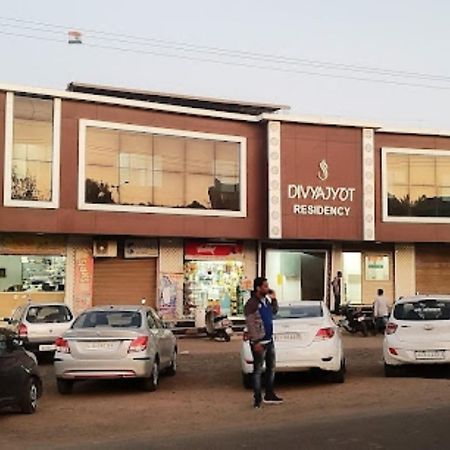 Divya Jyot Residency Bhuj Hotel Exterior foto