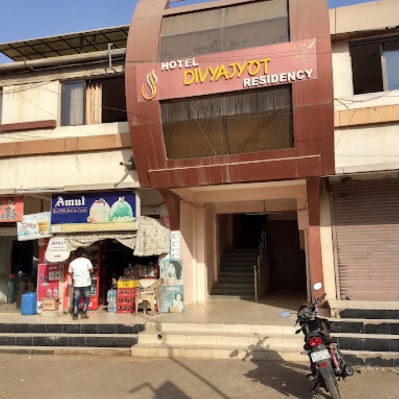 Divya Jyot Residency Bhuj Hotel Exterior foto